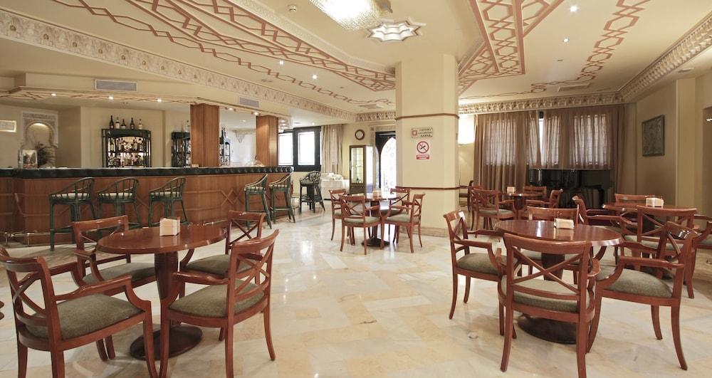 Hotel Abades Benacazón Kültér fotó